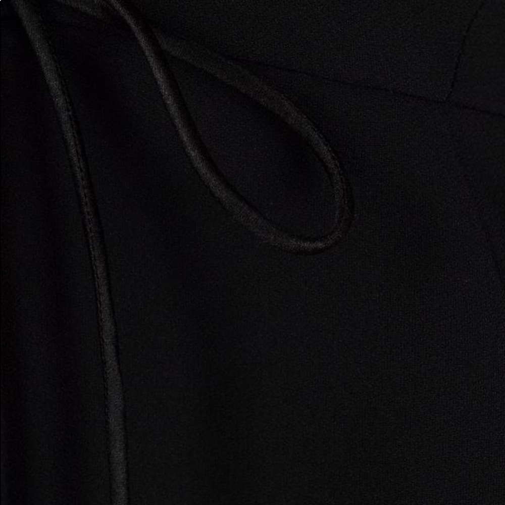 ***SOLD*** VERSACE Spring 2021 Runway Mini Dress NWT - Picture 9 of 17